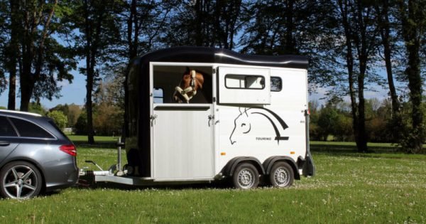 Remolque para 1 Caballo y Medio – Touring One – Image 11