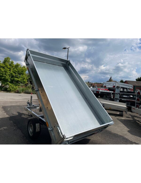 remorque-benne-lider-ptc-1000-kg.jpg Remolque Basculante 256 x 148 cm LIDER 42575 | PTC 750 / 1350 kg